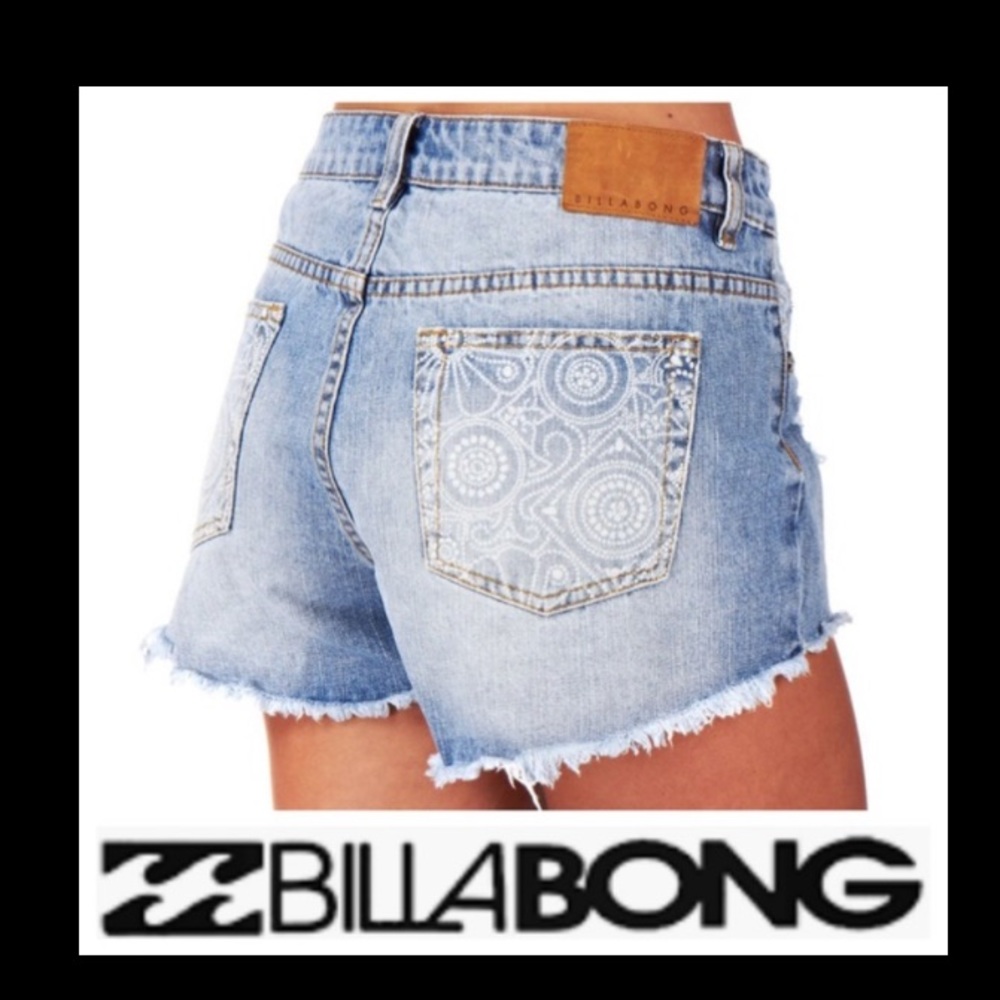 Billabong memory lane floral shorts